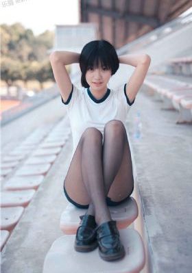 一个人在线观看免费的视频完整版_720高清完整版播放