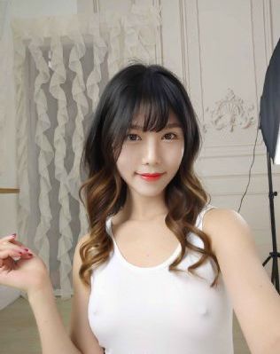 亚洲另类综合小说_高清无删减在线观看