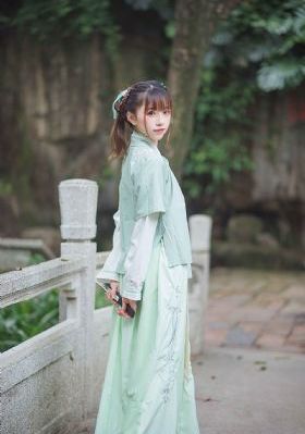 老头吃奶日逼免费视频_4K神马在线观看