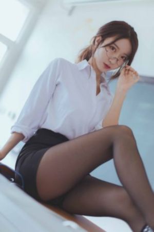 粉嫩虎白扒开小泬_国产剧动漫在线观看