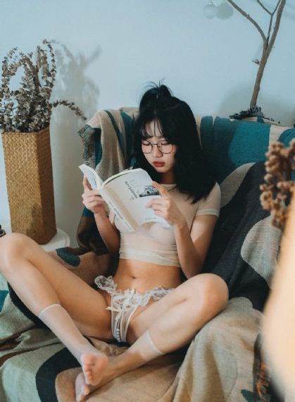 国产成人亚洲欧美三区综合_超清日韩电影在线