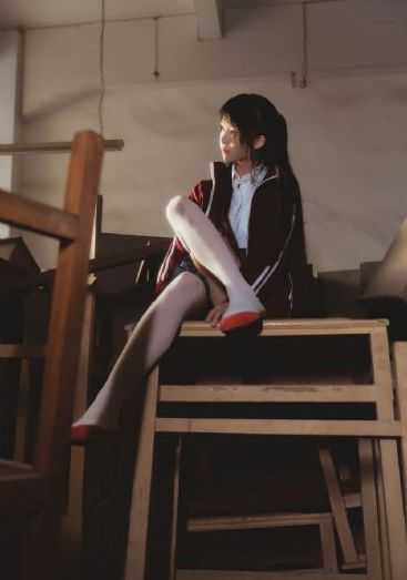 亚洲制服丝精品在线精品_免费超清在线观看