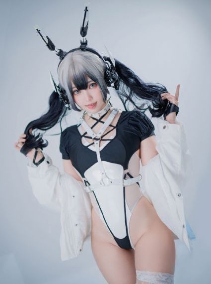 《艳女伦交》在线观看_超清电影全集观看